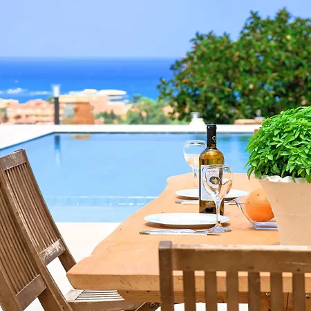 Fuer 17 Personen In Chania, Kreta West Kreta *