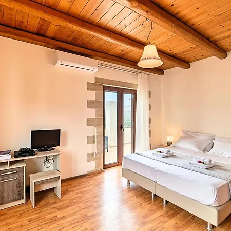 Fuer 17 Personen In Chania, Kreta West Kreta Holiday home Georgioupoli